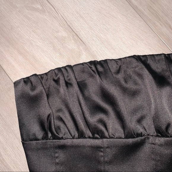 Forever 21 Satin Strapless Crop Top - Picture 5 of 13